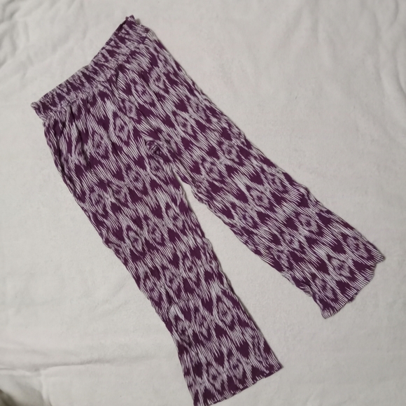 venga Pants - 5 for $10 Venga Dark Purple & White Print 100% Rayon Wide Leg Pants